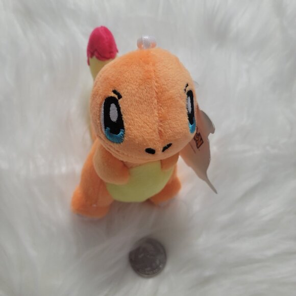 Pokémon Plush Charmander Keychain - Picture 3 of 6